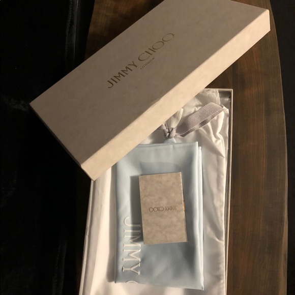 Beautiful Jimmy Choo Love Flat - Picture 10 of 16